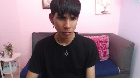 Snapshot of david_925_ chatting on September 23, 2025, 4:15 am David online show from September 23, 2025, 4:15 am