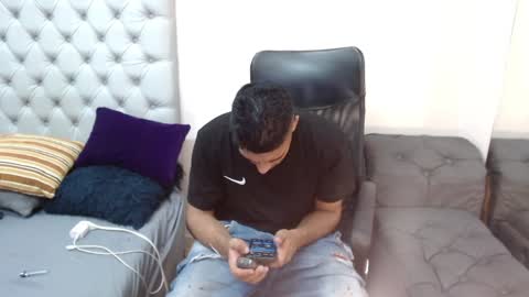 Snapshot of david_bandercock chatting on December 29, 2024, 6:03 am david_bandercock online show from December 29, 2024, 6:03 am