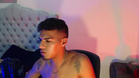 Snapshot of david_bandercock chatting on November 12, 2025, 5:08 am david_bandercock online show from November 12, 2025, 5:08 am