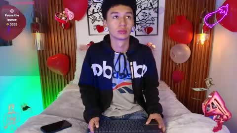 Snapshot of david_banks_ chatting on February 17, 2026, 12:45 pm David online show from February 17, 2026, 12:45 pm