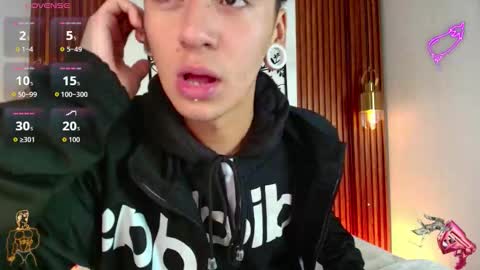 Snapshot of david_banks_ chatting on February 21, 2026, 12:17 pm David online show from February 21, 2026, 12:17 pm