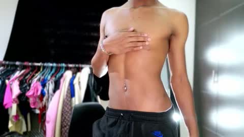 david_hot44 online show from November 10, 2025, 9:03 pm