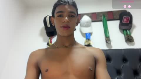 david_hot44 online show from June 26, 2026, 11:25 am
