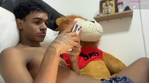 david_hot44 online show from June 27, 2026, 4:34 pm