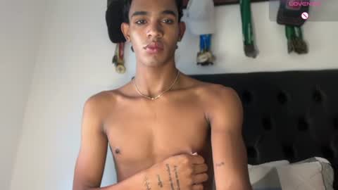 david_hot44 online show from July 6, 2026, 2:14 pm