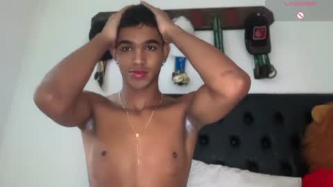 david_hot44 online show from August 1, 2026, 8:52 pm