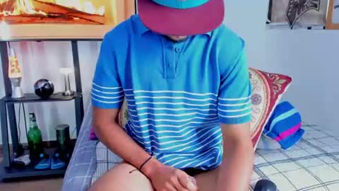 Snapshot of david_johnson372 chatting on June 15, 2026, 12:07 pm Hey im David that loves to explore and speak their fantasies. Very open talktative and nice. Feel free to chat with me online show from June 15, 2026, 12:07 pm