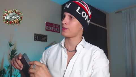 David Neill online show from December 29, 2024, 8:48 pm