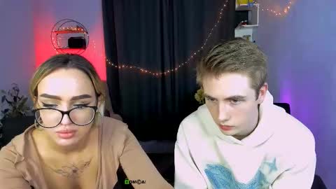 Snapshot of david_sunny chatting on November 19, 2025, 1:55 pm David online show from November 19, 2025, 1:55 pm