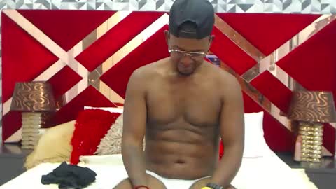 Snapshot of davidblackxl chatting on May 27, 2026, 12:13 pm BigBulge online show from May 27, 2026, 12:13 pm