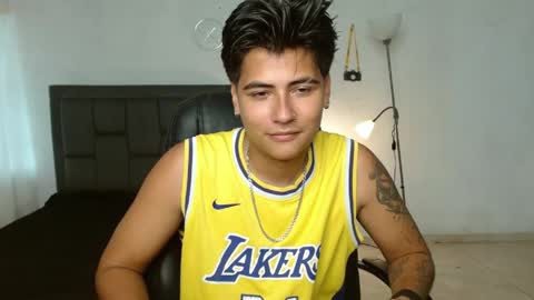Snapshot of davidbless chatting on June 8, 2026, 4:40 pm David Bless online show from June 8, 2026, 4:40 pm