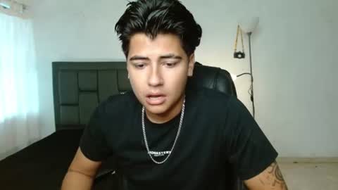 Snapshot of davidbless chatting on June 15, 2026, 5:04 pm David Bless online show from June 15, 2026, 5:04 pm