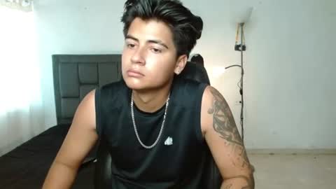 Snapshot of davidbless chatting on June 18, 2026, 2:43 pm David Bless online show from June 18, 2026, 2:43 pm