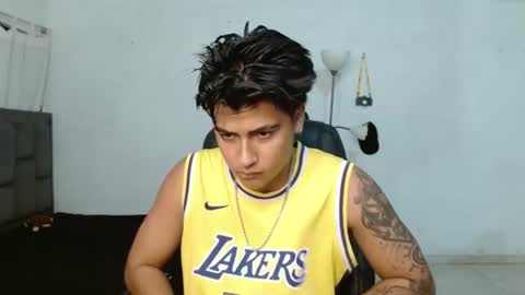 Snapshot of davidbless chatting on July 5, 2026, 11:01 pm David Bless online show from July 5, 2026, 11:01 pm