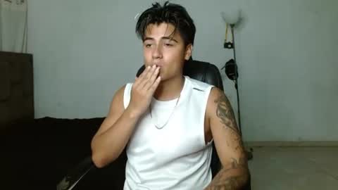 Snapshot of davidbless chatting on July 28, 2026, 12:40 am David Bless online show from July 28, 2026, 12:40 am