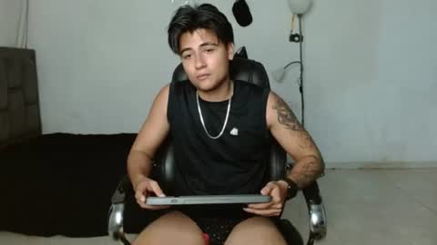 Snapshot of davidbless chatting on July 31, 2026, 1:05 am David Bless online show from July 31, 2026, 1:05 am