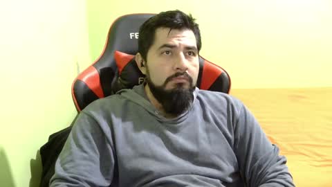 Snapshot of daviddelz chatting on December 2, 2024, 5:48 am David online show from December 2, 2024, 5:48 am