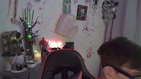 David Lucky 13  online show from May 16, 2026, 2:19 am