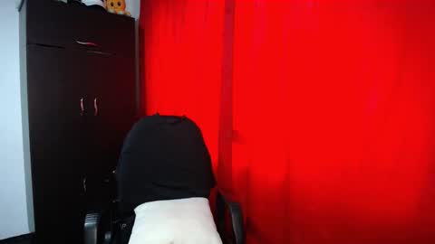 Snapshot of davidkaloc chatting on October 12, 2025, 9:58 pm David online show from October 12, 2025, 9:58 pm