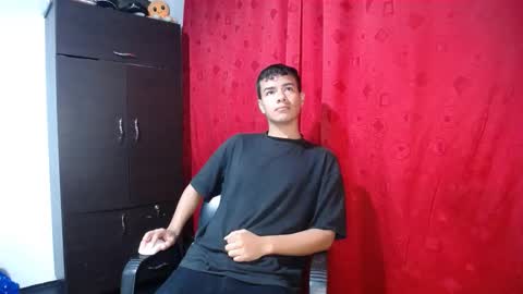 Snapshot of davidkaloc chatting on October 19, 2025, 2:12 am David online show from October 19, 2025, 2:12 am