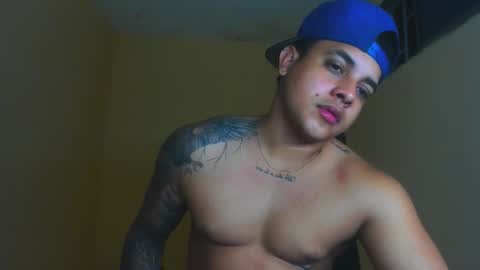 Lennon online show from December 2, 2025, 7:36 am