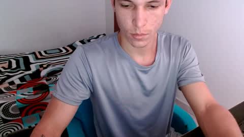 davidsalazar33 online show from October 18, 2025, 9:04 pm