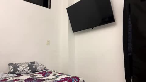 Snapshot of davidsmile28 chatting on November 25, 2025, 2:55 am davidsmile28 online show from November 25, 2025, 2:55 am