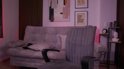 Davies brown    schedule 12pm to 5pm col time online show from November 20, 2025, 6:18 pm