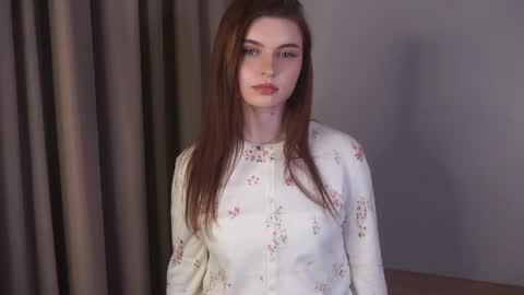 Louise online show from April 8, 2026, 11:05 pm