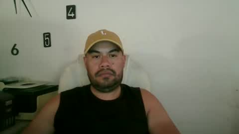 davinson_lopez35 online show from July 9, 2026, 9:41 pm