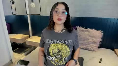 Emma online show from September 13, 2025, 7:24 pm
