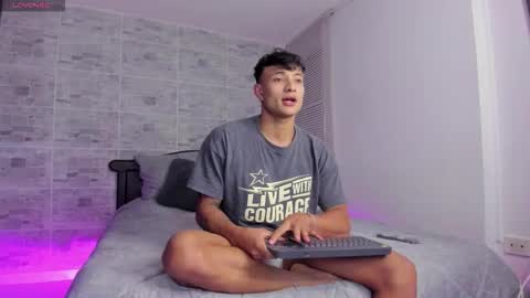 Snapshot of davisfirb chatting on November 3, 2025, 1:19 am davis online show from November 3, 2025, 1:19 am