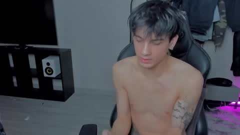 Snapshot of davisross chatting on March 11, 2025, 7:37 am davis online show from March 11, 2025, 7:37 am