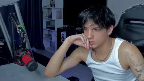 Snapshot of davisross chatting on September 13, 2025, 2:44 am davis online show from September 13, 2025, 2:44 am