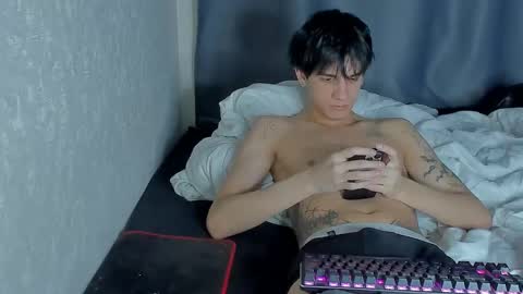 Snapshot of davisross chatting on October 29, 2025, 4:37 am davis online show from October 29, 2025, 4:37 am