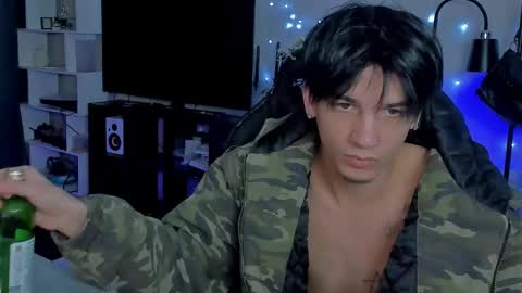 davis online show from January 17, 2026, 8:52 am