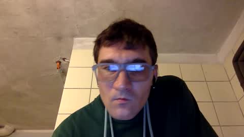 Snapshot of davocolours1112 chatting on May 24, 2026, 11:43 pm davocolours1112 online show from May 24, 2026, 11:43 pm