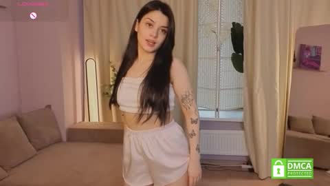 day_one_darling online show from October 29, 2025, 4:59 am