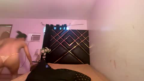 Snapshot of dayanarafox chatting on April 1, 2026, 5:52 am CALL ME DAYAN online show from April 1, 2026, 5:52 am