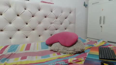 Snapshot of dayanats15 chatting on March 7, 2025, 6:11 pm instagram catherin dayana reina online show from March 7, 2025, 6:11 pm