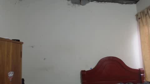 Snapshot of daylon_brown_ chatting on October 5, 2025, 12:03 pm Dylon online show from October 5, 2025, 12:03 pm