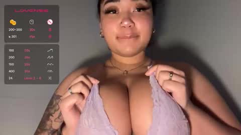 Snapshot of dayqueen1 chatting on February 28, 2026, 10:49 am dayqueen1 online show from February 28, 2026, 10:49 am