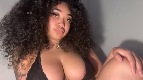 Snapshot of dayqueen1 chatting on March 5, 2026, 11:17 am dayqueen1 online show from March 5, 2026, 11:17 am