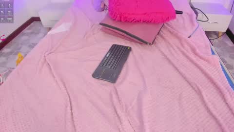 Snapshot of dayra_angels chatting on February 7, 2025, 1:04 am DAYRA ANGELS online show from February 7, 2025, 1:04 am