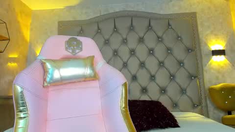 Snapshot of dayra_angels chatting on February 23, 2025, 9:16 pm DAYRA ANGELS online show from February 23, 2025, 9:16 pm