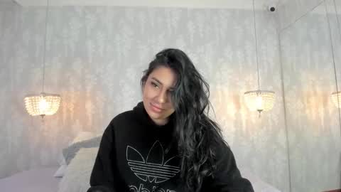 Snapshot of dayra_angels chatting on September 10, 2025, 5:35 pm DAYRA ANGELS online show from September 10, 2025, 5:35 pm