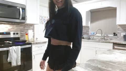 Dazey online show from December 14, 2024, 12:44 am