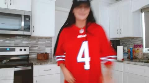 Dazey online show from September 18, 2025, 9:17 pm