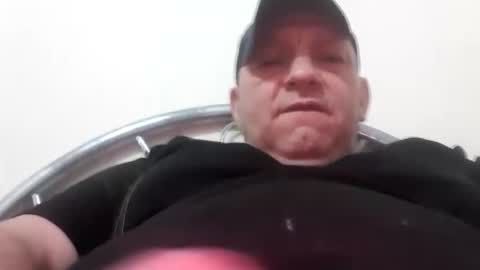 dazzaboxer online show from November 23, 2025, 4:51 pm