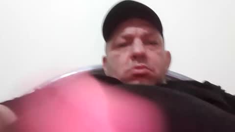 dazzaboxer online show from November 28, 2025, 4:09 pm